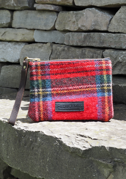 Red plaid sale clutch